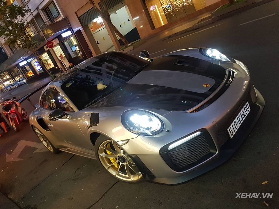 Porsche 911 GT2 RS - Siêu phẩm 