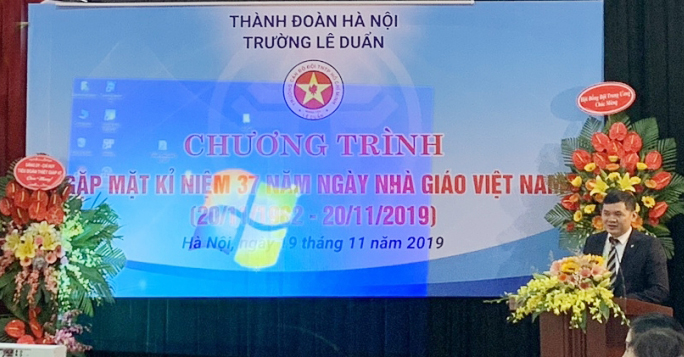 Tiến sĩ Nguyễn Thứ Mười, Hiệu trưởng trường Lê Duẩn phát biểu tại chương trình