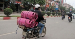 Nguy hiểm chực chờ từ những "bình gas di động"
