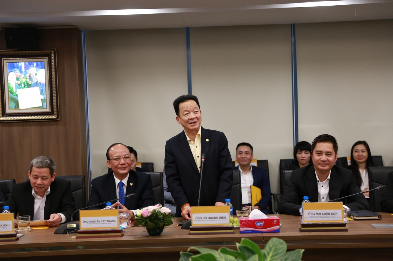 Chủ tịch HĐQT kiêm Tổng giám đốc T&amp;T Group Đỗ Quang Hiển đánh giá cao vai trò của các đại sứ, trưởng cơ quan đại diện của Việt Nam tại nước ngoài trong việc kết nối với các doanh nghiệp ở nước sở tại