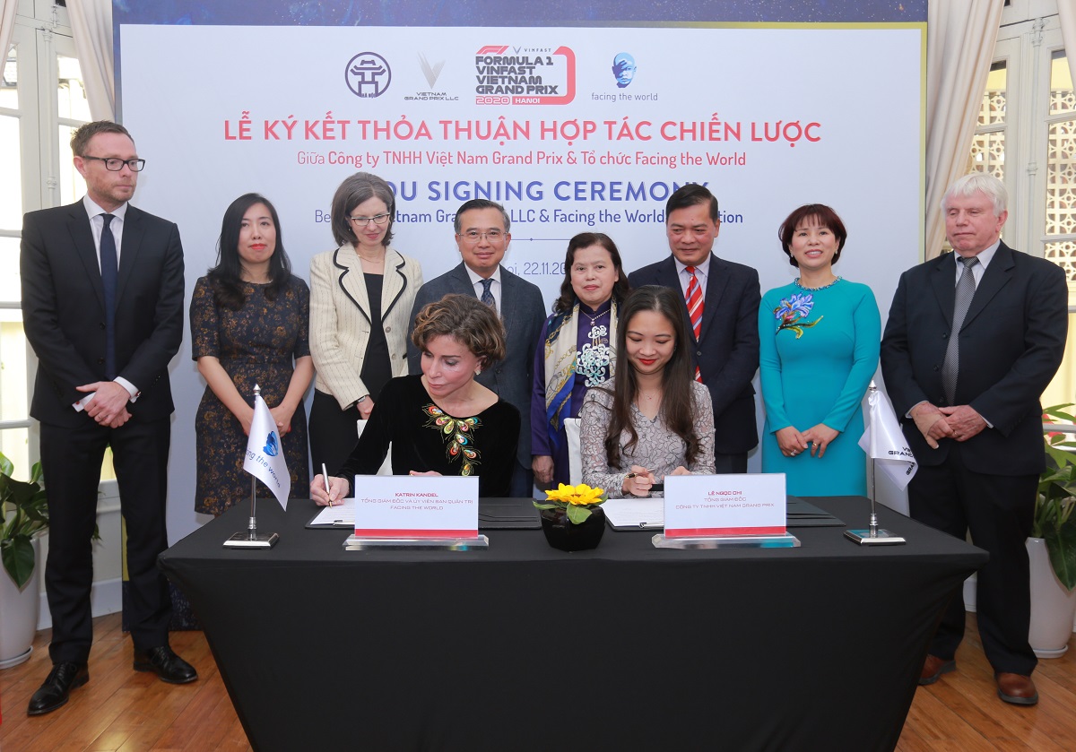 Formula 1 VinFast Vietnam Grand Prix 2020 hợp tác với Facing the World hỗ trợ trẻ em dị tật