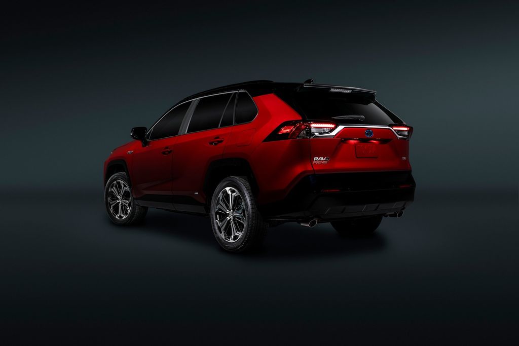 Toyota RAV4 Prime 2021 ra mắt - Mẫu RAV4 mạnh và tiết kiệm nhất từ trước tới nay