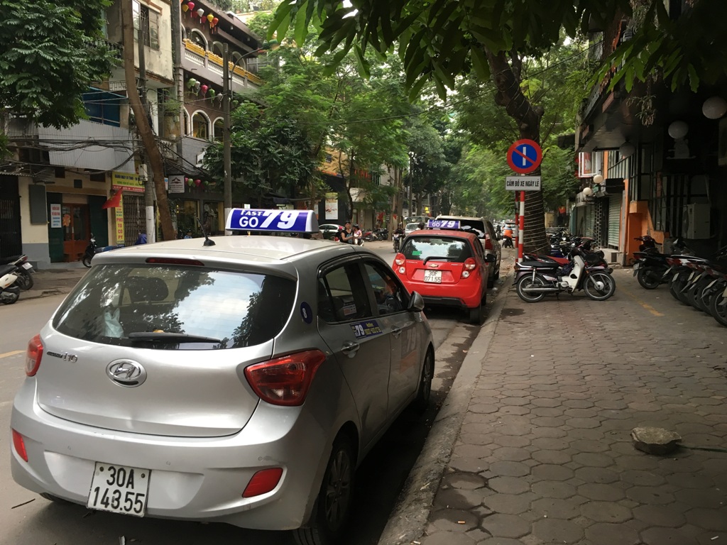 Đỗ xe theo ngày chẵn, lẻ: Đừng để rơi vào quên lãng