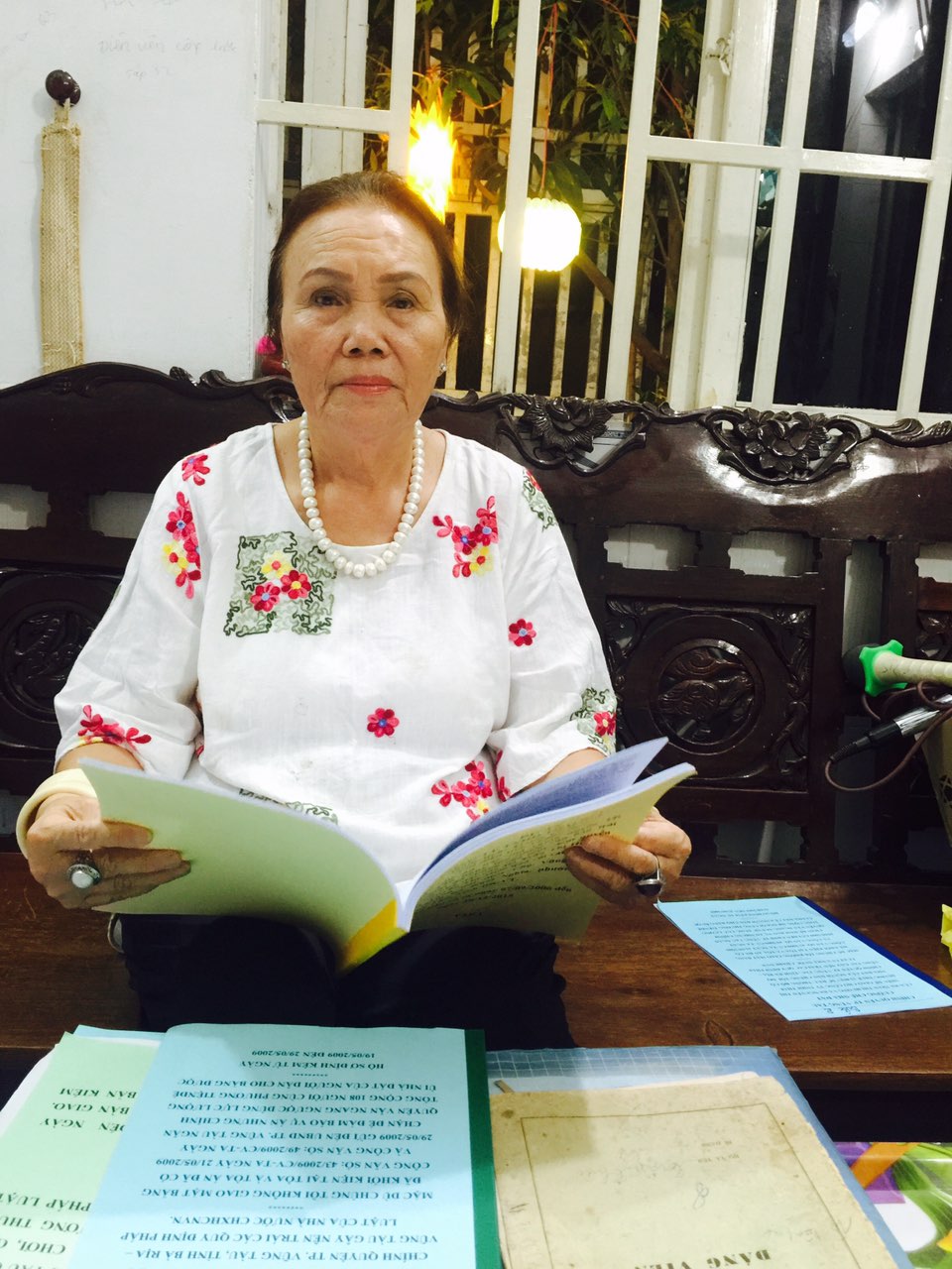 Bà Hương chia sẻ với phóng viên