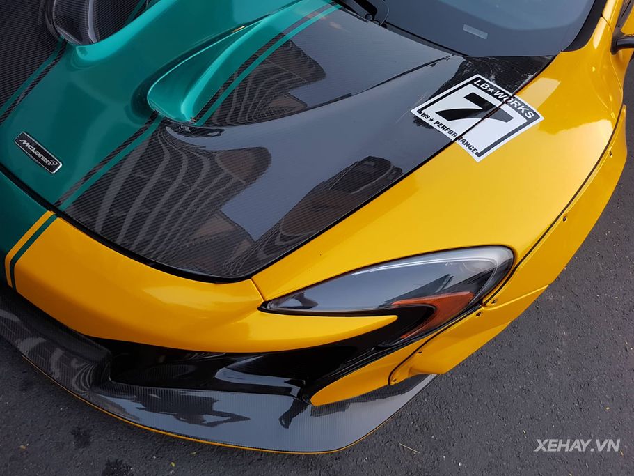 Chạm mặt McLaren 650S Spider độ LibertyWalk độc nhất tại Việt Nam