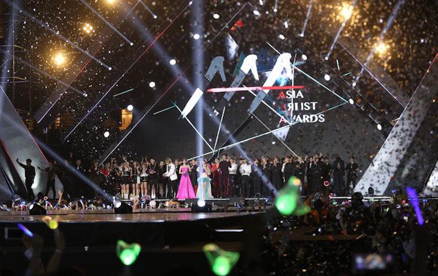 Lễ trao giải AAA 2019: Jang Dong Gun trở thành diễn viên xuất sắc nhất, Daesang gọi tên TWICE - Red Velvet