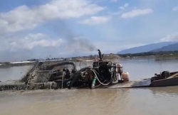 Khai thác cát lậu ở Bình Thuận: Lãnh đạo cấp xã kêu gọi hệ thống chính quyền phải vào cuộc