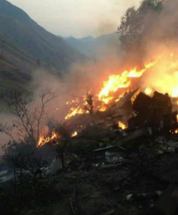 Máy bay chở hơn 40 người rơi ở Pakistan