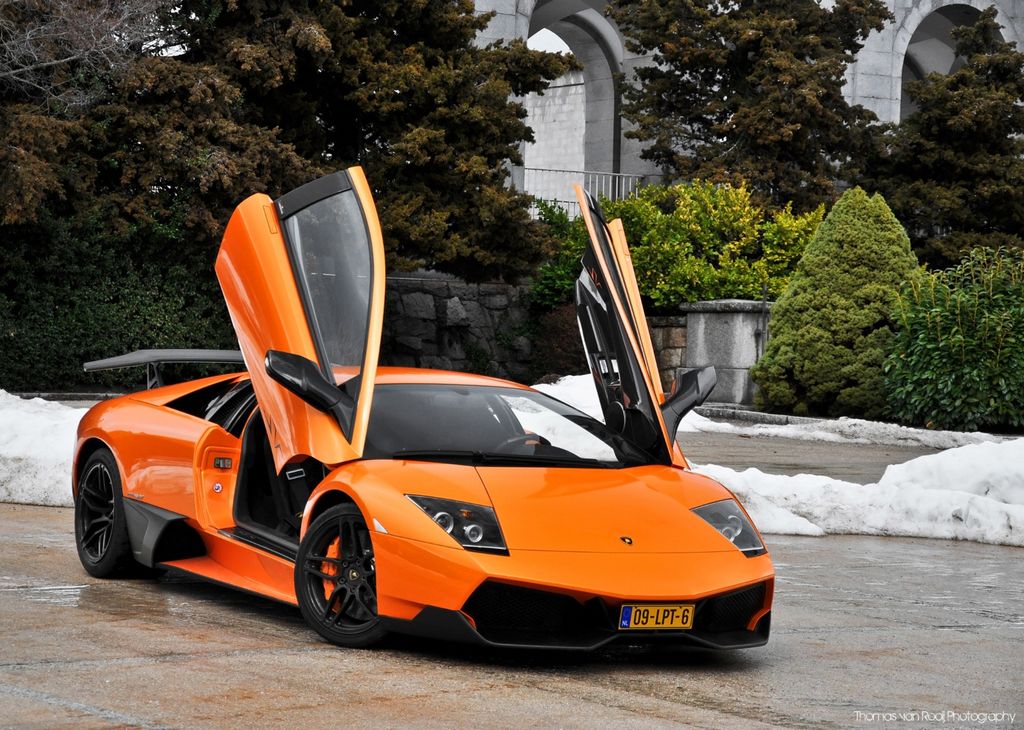 Lamborghini - 53 năm hành trình đam mê (Phần cuối - Vững bước tiến tới tương lai)