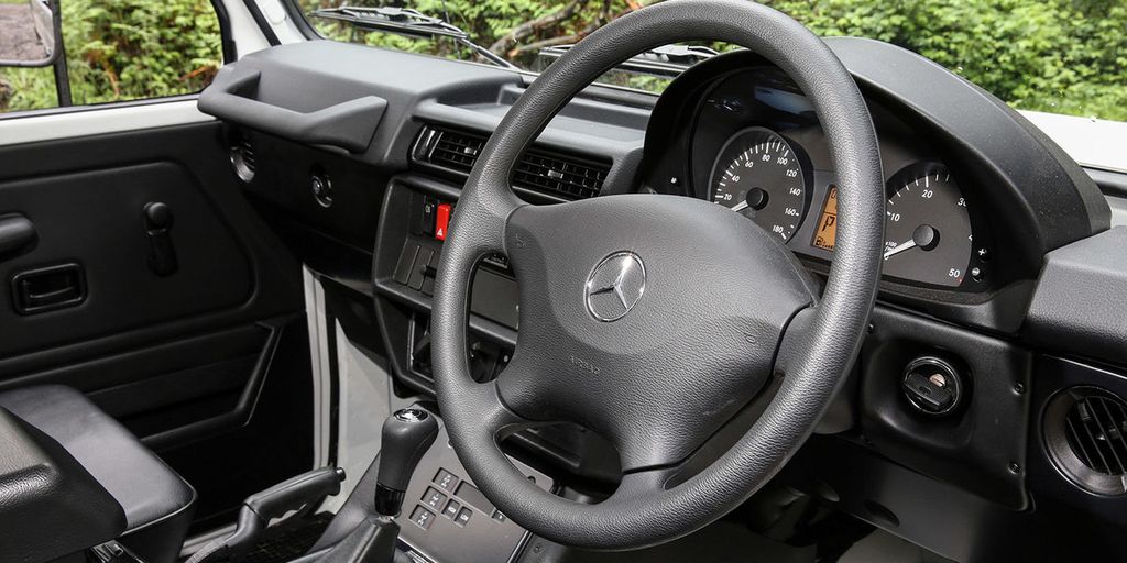 Xe bán tải Mercedes-Benz G300 CDI ra mắt tại Úc giá hơn 2 tỷ VNĐ