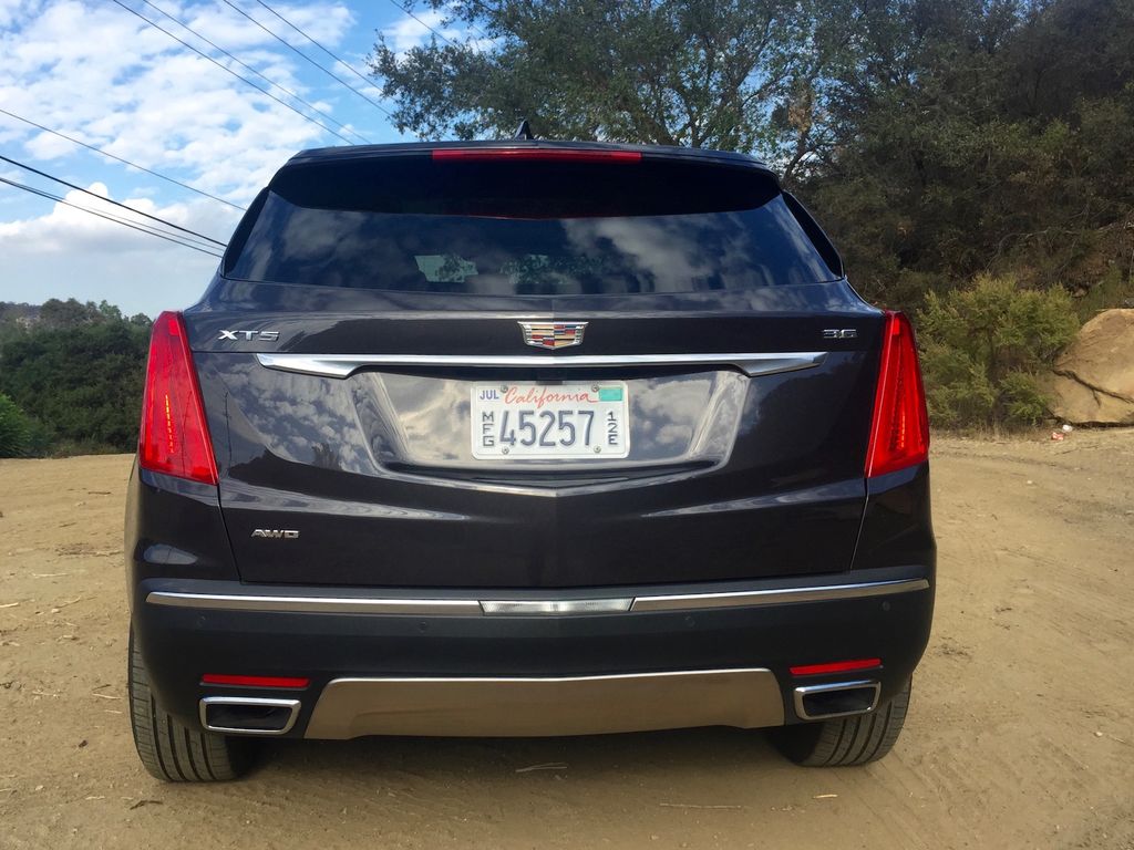 5 ấn tượng đầu tiên về Cadillac XT5 Platinum 2017