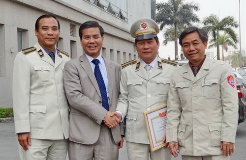 Thanh tra Sở Xây dựng Hà Nội tích cực học tập và làm theo lời Bác