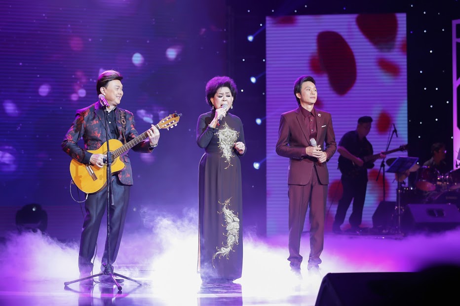 Ánh Linh giúp bà nội nuôi Giao Linh chuẩn bị liveshow kỉ niệm 50 năm ca hát
