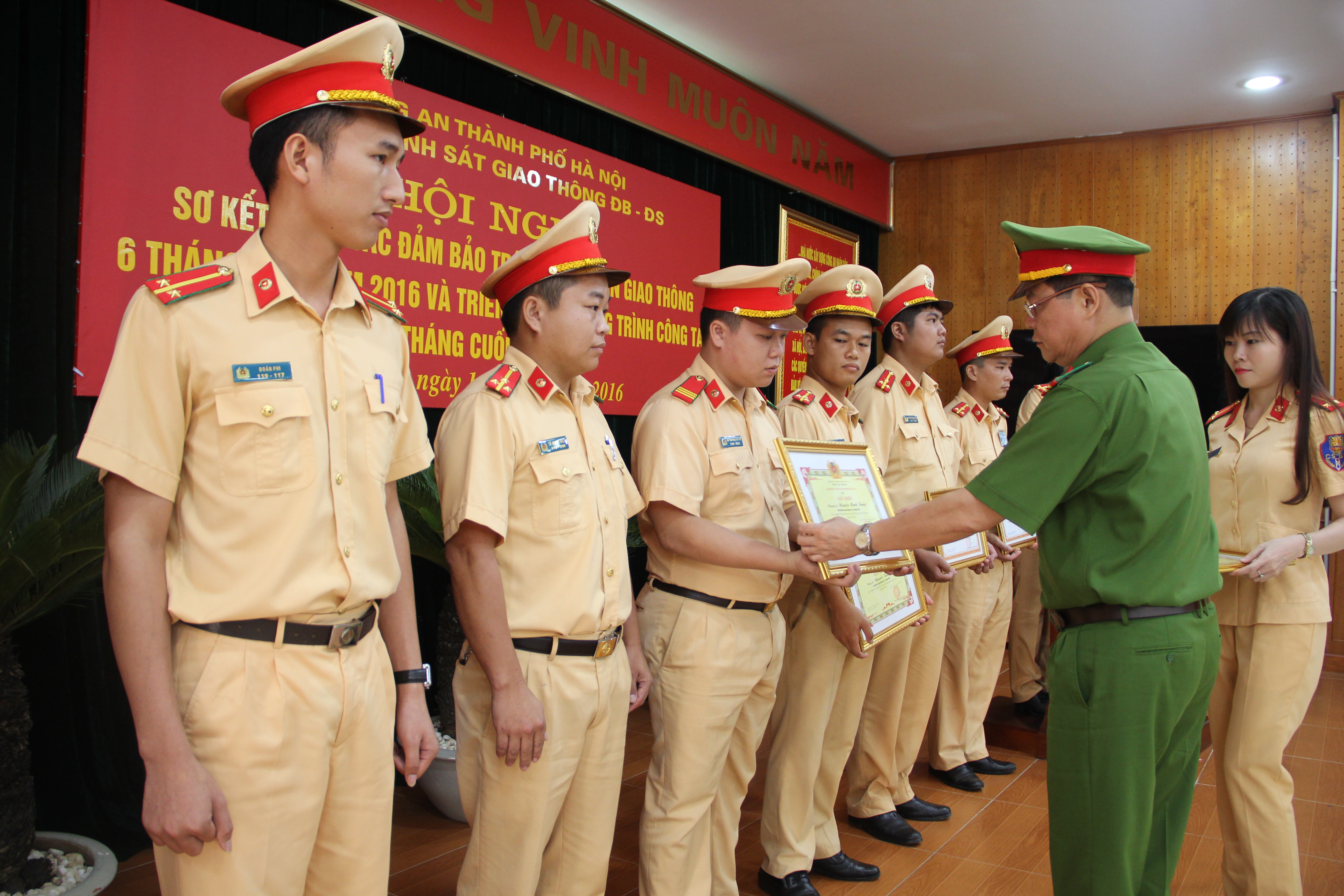 Hà Nội: Thí điểm lắp camera giám sát hành trình xử lý vi phạm cho lực lượng 141