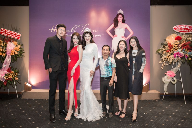 Huỳnh Tiên khoe em trai cao 1m90
