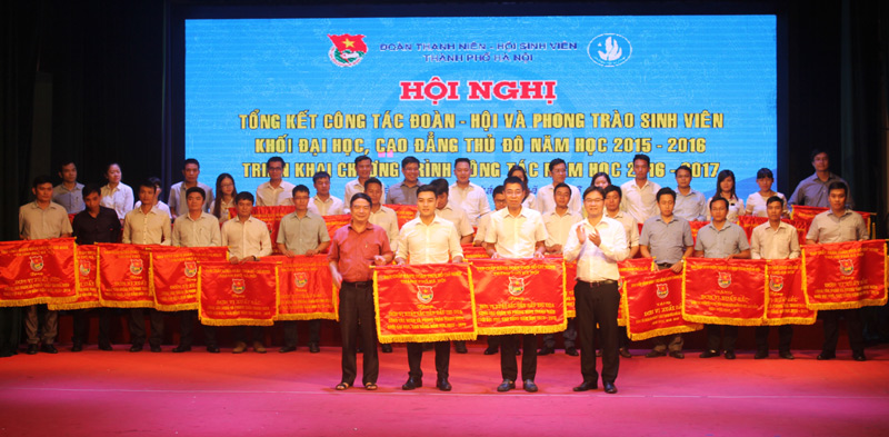 Tổng kết công tác Đoàn - Hội khối đại học, cao đẳng: Nhiều trường được tuyên dương có thành tích xuất sắc