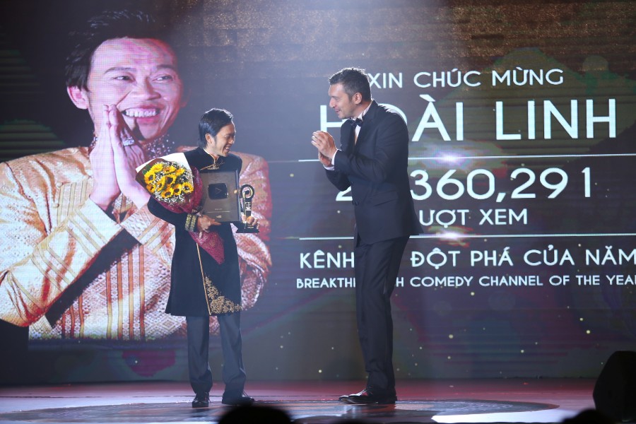 Những khoảnh khắc không thể quên tại POPS Awards 2016