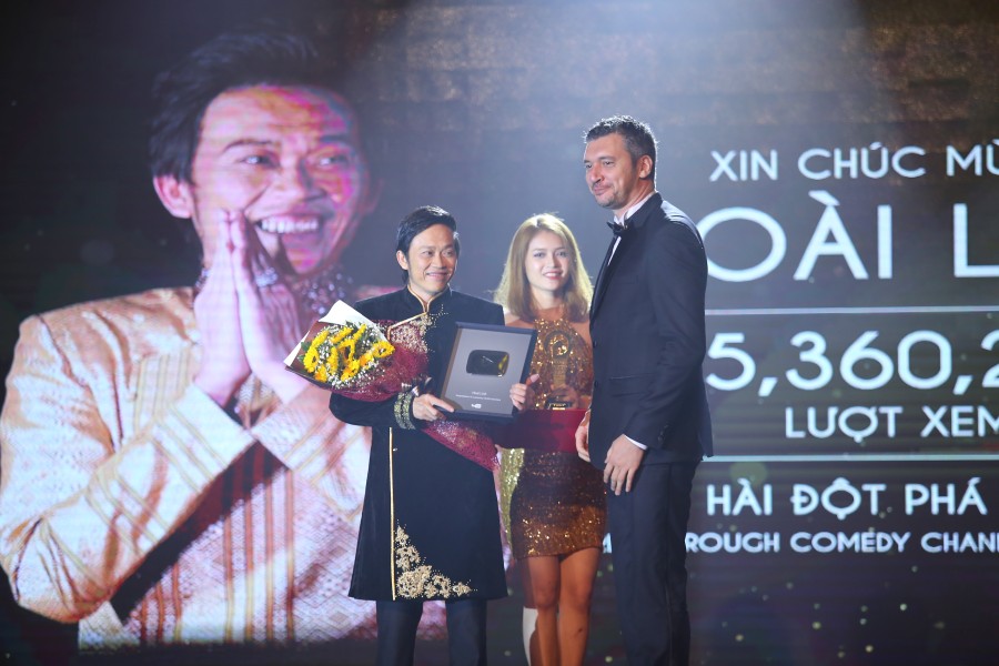 Những khoảnh khắc không thể quên tại POPS Awards 2016