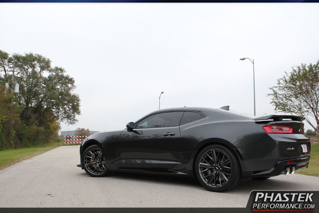 Bản độ gầm thấp đầu tiên của Chevrolet Camaro ZL1 2017