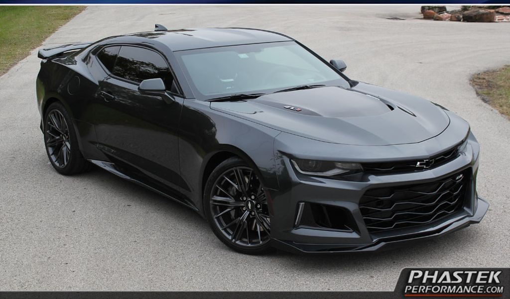 Bản độ gầm thấp đầu tiên của Chevrolet Camaro ZL1 2017