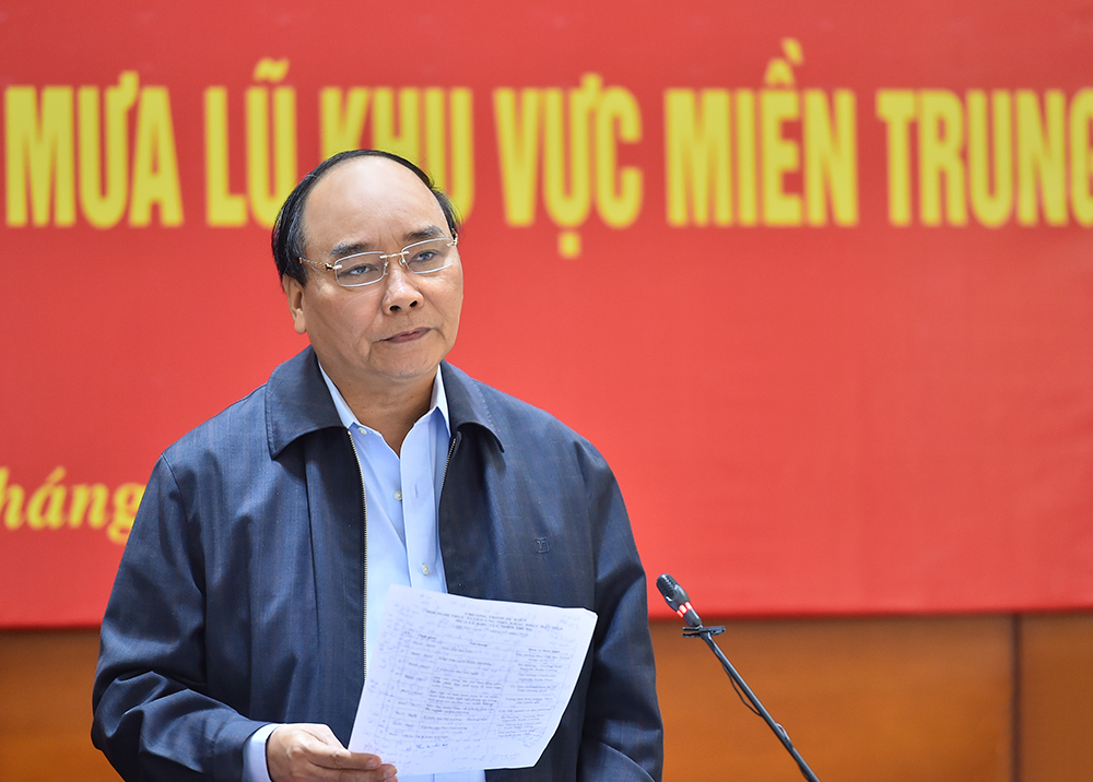 Thủ tướng trực tiếp chủ trì ứng phó, khắc phục hậu quả mưa lũ khu vực miền Trung Thủ tướng trực tiếp chủ trì ứng phó, khắc phục hậu quả mưa lũ khu vực miền Trung