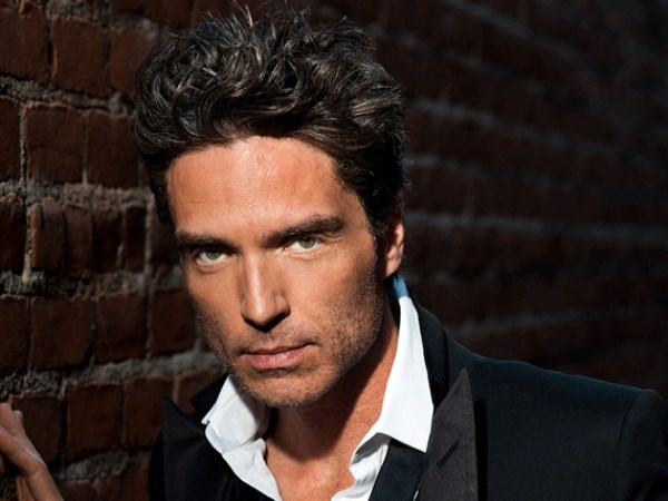 Danh ca Richard Marx đến Hà Nội hát Christmas Concert 2016