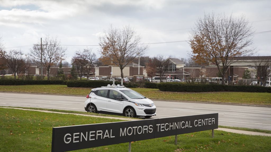 GM xây dựng và thử nghiệm xe tự lái Chevrolet Bolt tại Michigan