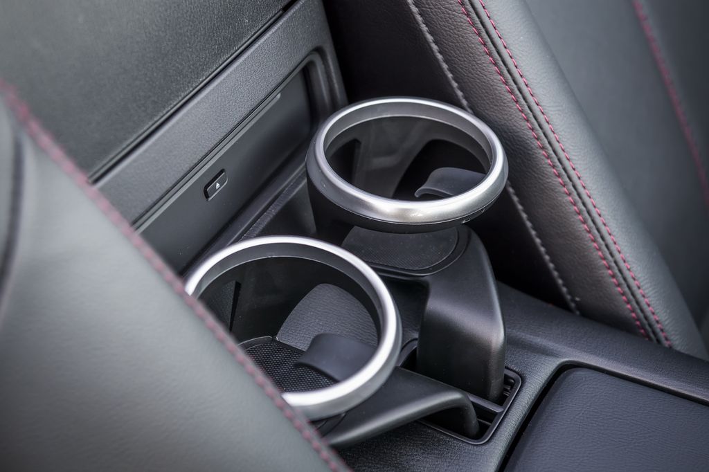 Mazda MX-5 Arctic sắp có mặt tại các đại lý tại Anh