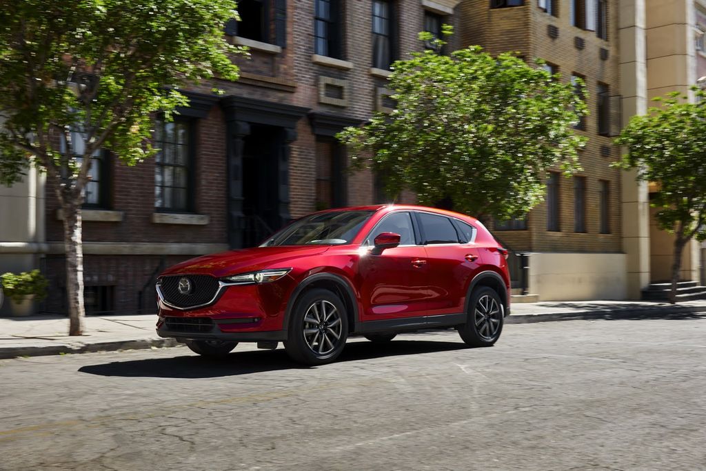 Nhật Bản: Mazda CX-5 có giá từ 2.462.400 Yên (khoảng 476 triệu đồng)
