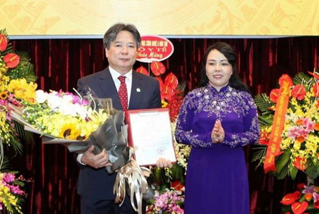 GS.TS. Trần Bình Giang giữ chức Giám đốc Bệnh viện Hữu nghị Việt Đức