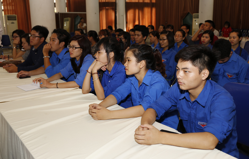 Thêm yêu những trang sách