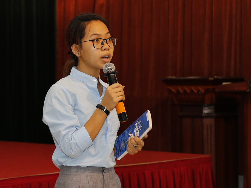 Thêm yêu những trang sách