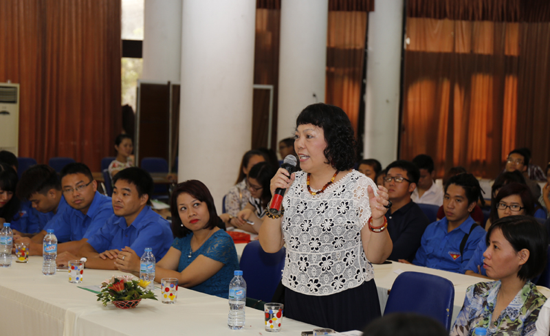 Thêm yêu những trang sách
