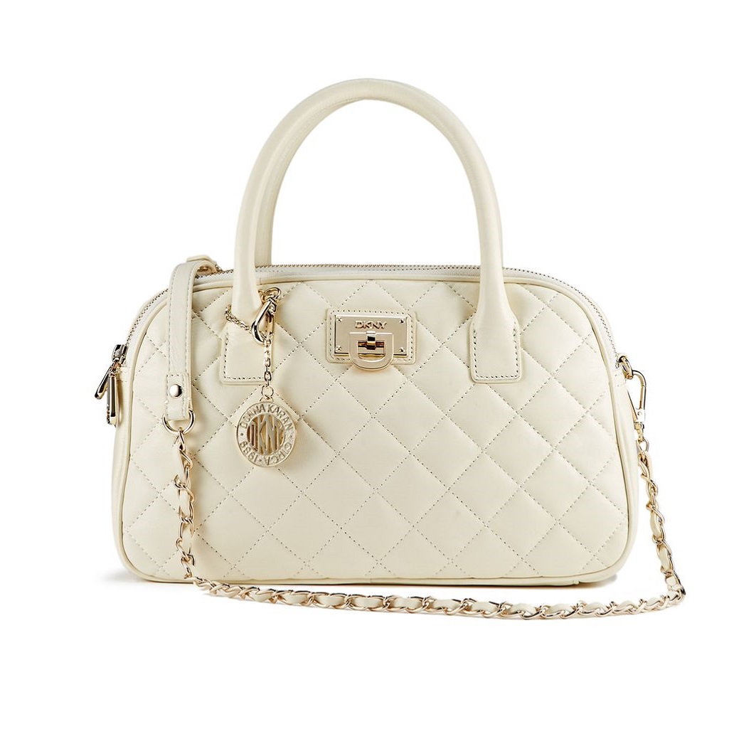 Túi xách DKNY khuyến mãi đến 50%