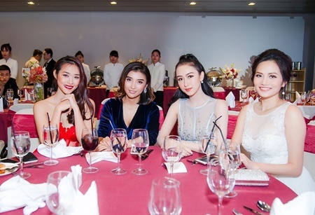 Tiêu Châu Như Quỳnh tái ngộ người đẹp Diệp Bảo Ngọc