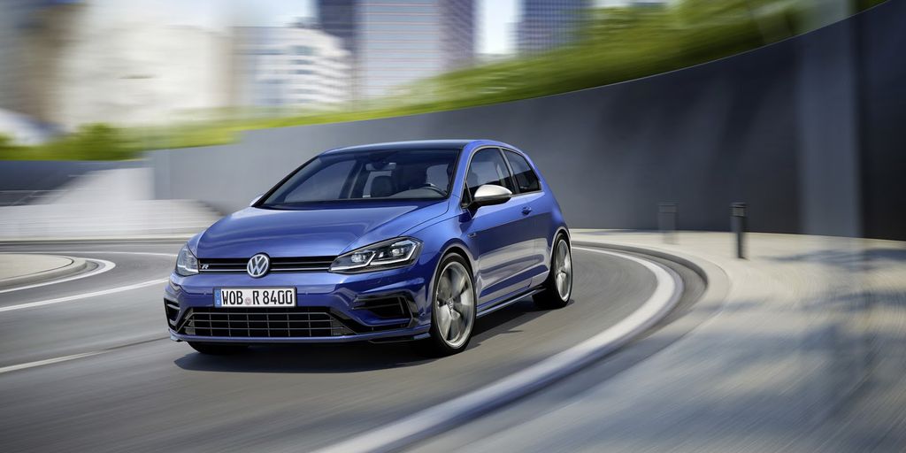 Volkswagen Golf 2017 nâng cấp với nhiều phiên bản mới