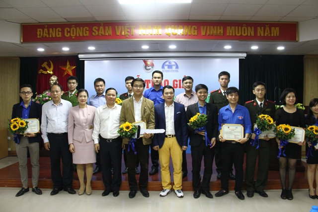 Trao giải Cuộc thi viết “Thanh niên với văn hoá giao thông” 2016