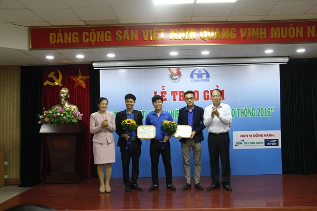 Trao giải Cuộc thi viết “Thanh niên với văn hoá giao thông” 2016