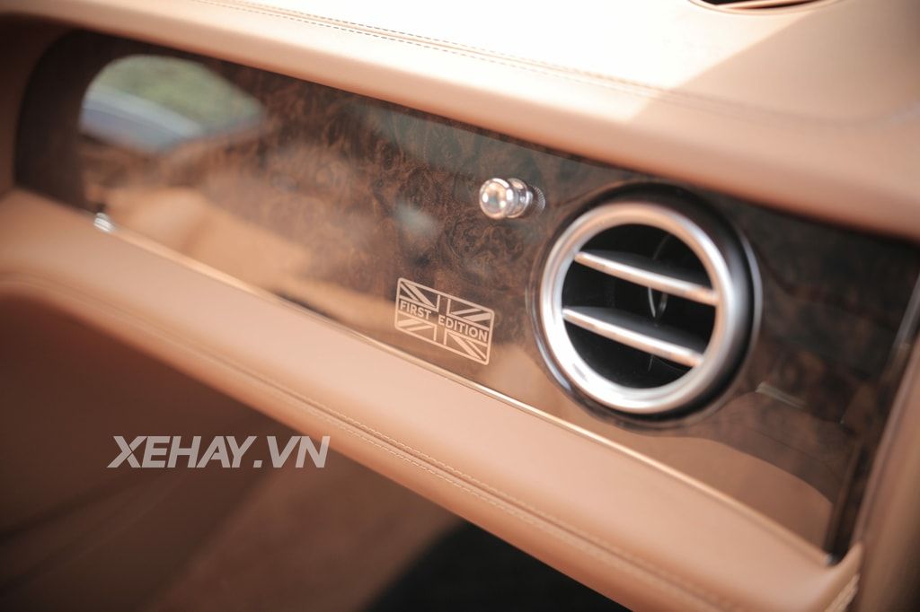 Thêm một chiếc Bentley Bentayga First Edition 