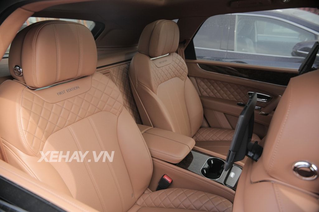 Thêm một chiếc Bentley Bentayga First Edition 