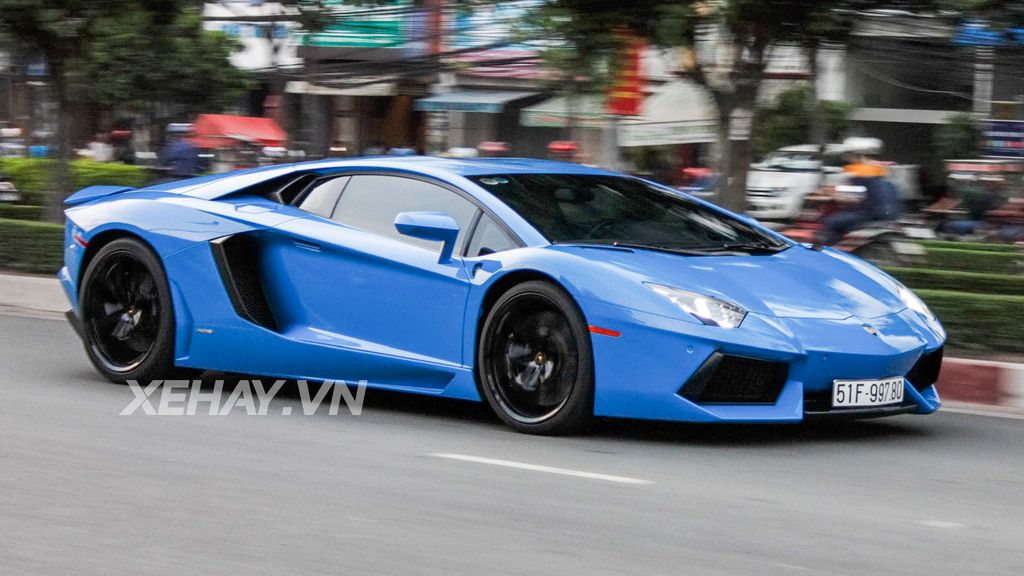 Xem quá trình độ pô Armytrix cho Lamborghini Aventador tại Thần Châu Garage