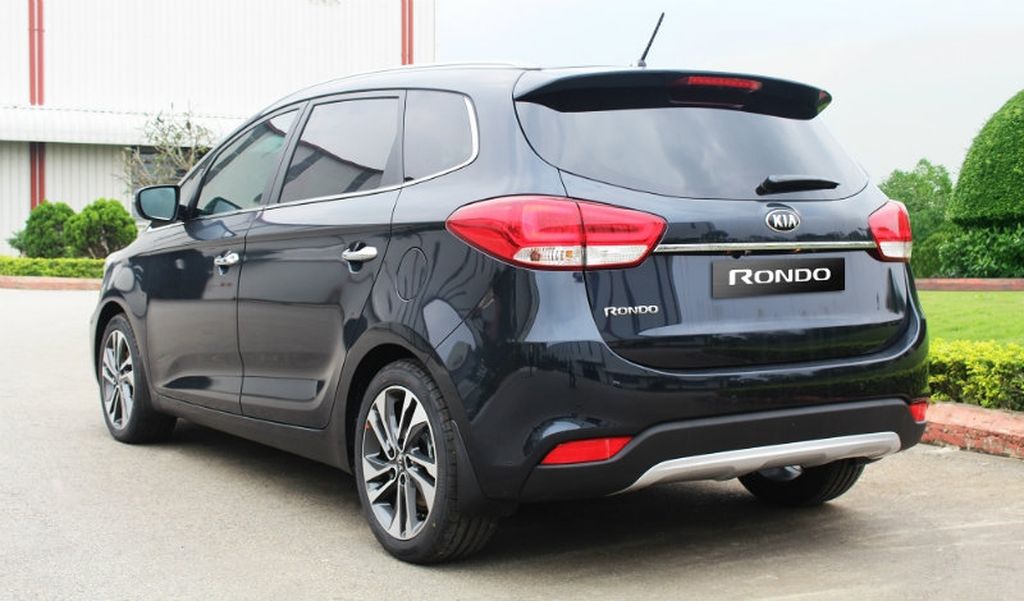 Kia Rondo 2017 ra mắt thị trường Việt với giá từ 654 triệu đồng