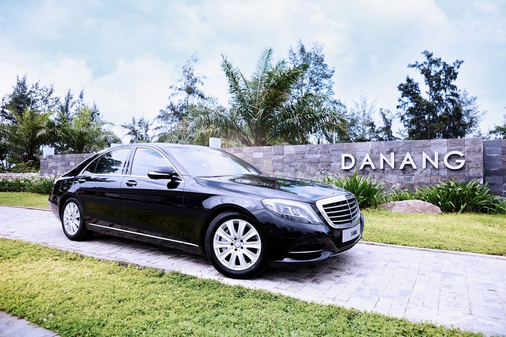 Mercedes-Benz Việt Nam ký kết hợp đồng cung cấp 25 xe S-Class với Bộ Ngoại giao