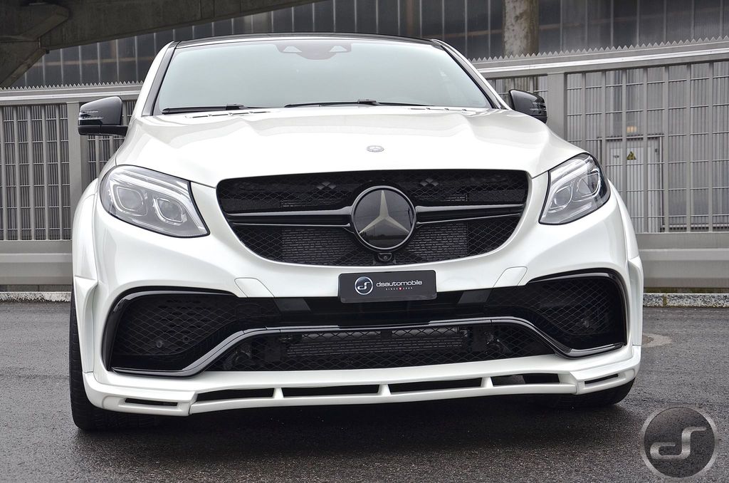 Mercedes GLE Coupe trắng toàn thân với bộ kit của Hamann