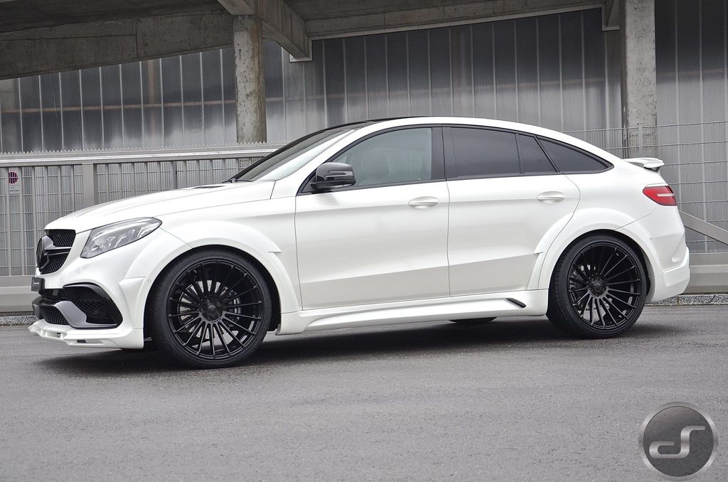 Mercedes GLE Coupe trắng toàn thân với bộ kit của Hamann