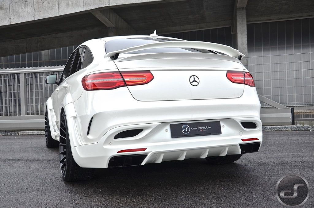 Mercedes GLE Coupe trắng toàn thân với bộ kit của Hamann