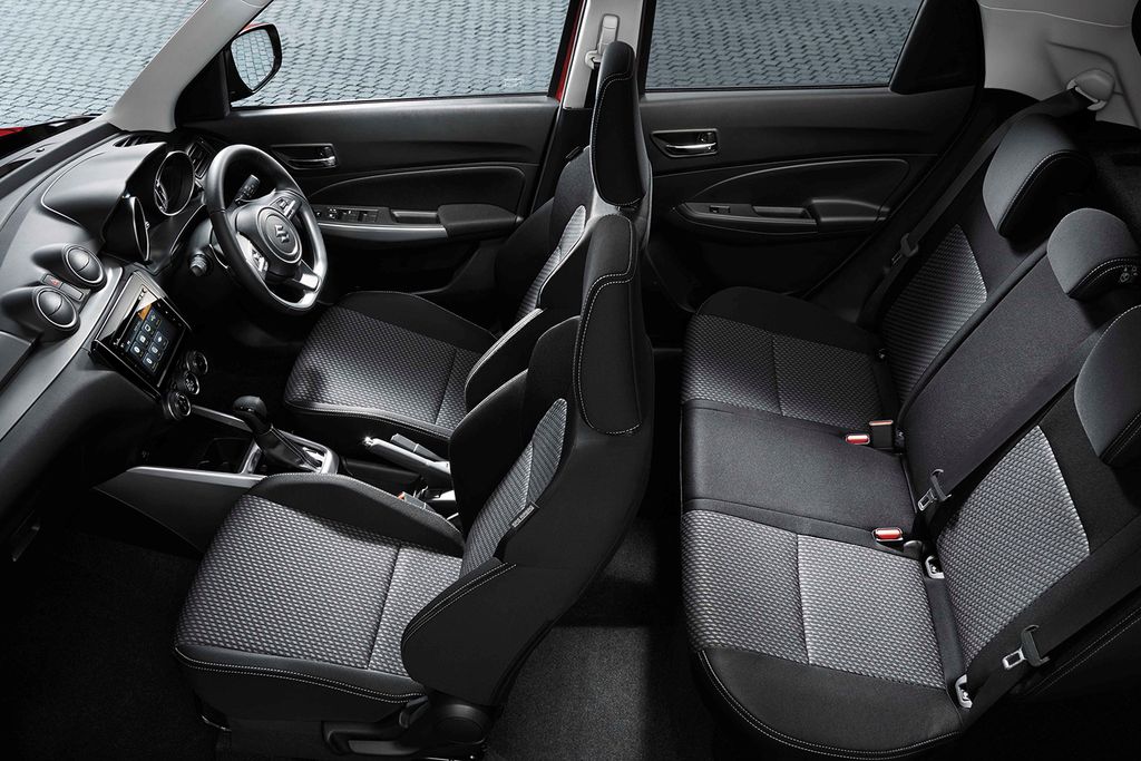 Suzuki Swift thế hệ mới ra mắt thị trường Nhật Bản giá từ 11.425 USD