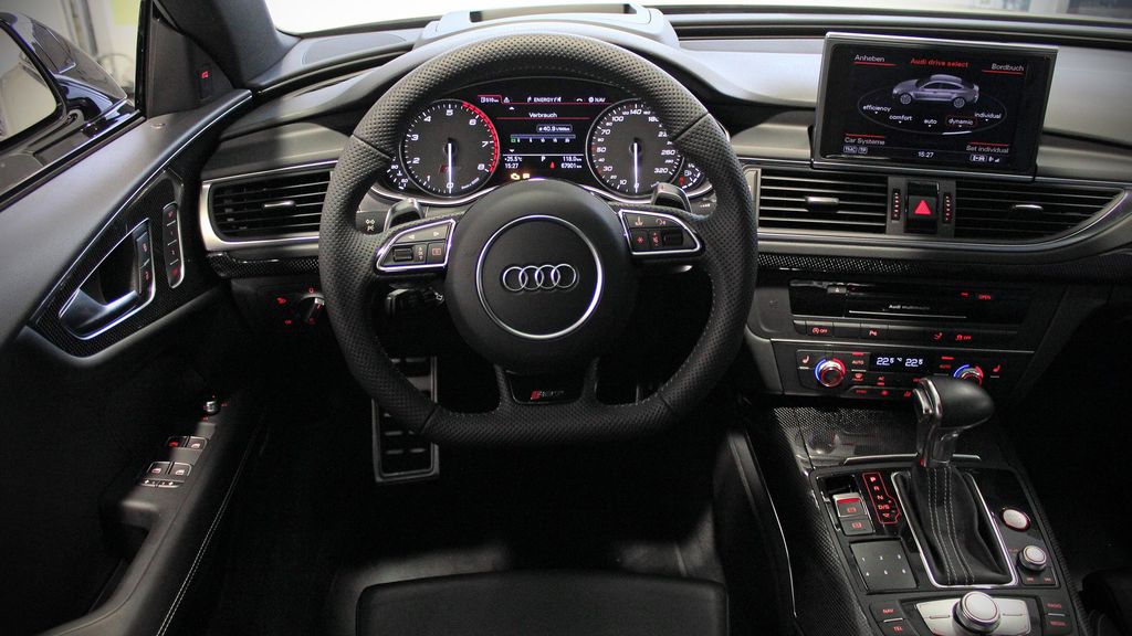 Audi S7 690 mã lực đủ khiến RS7 phải dè chừng