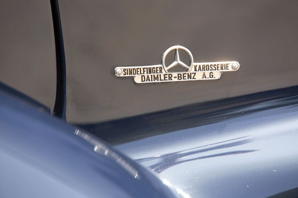 Điều gì làm nên mức giá 8 triệu đô của xe cổ Mercedes?