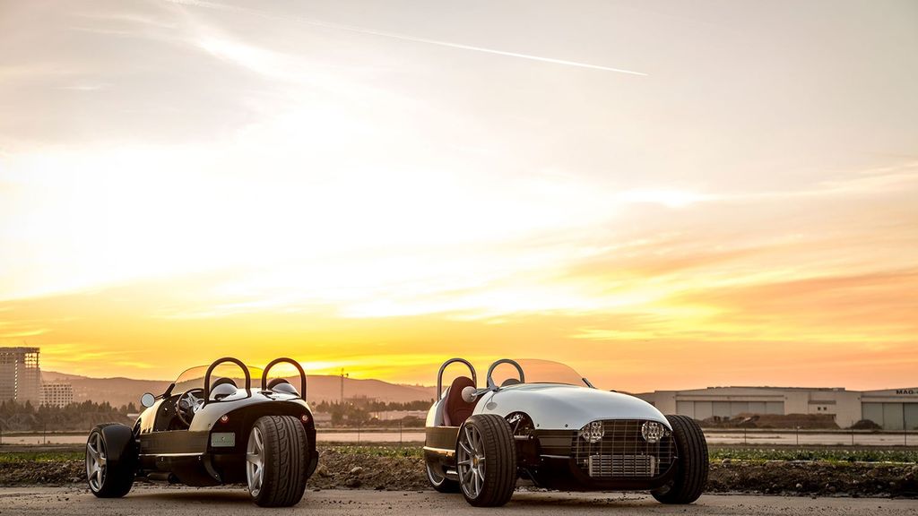 Ra mắt xe ba bánh giá rẻ Venice Roadster